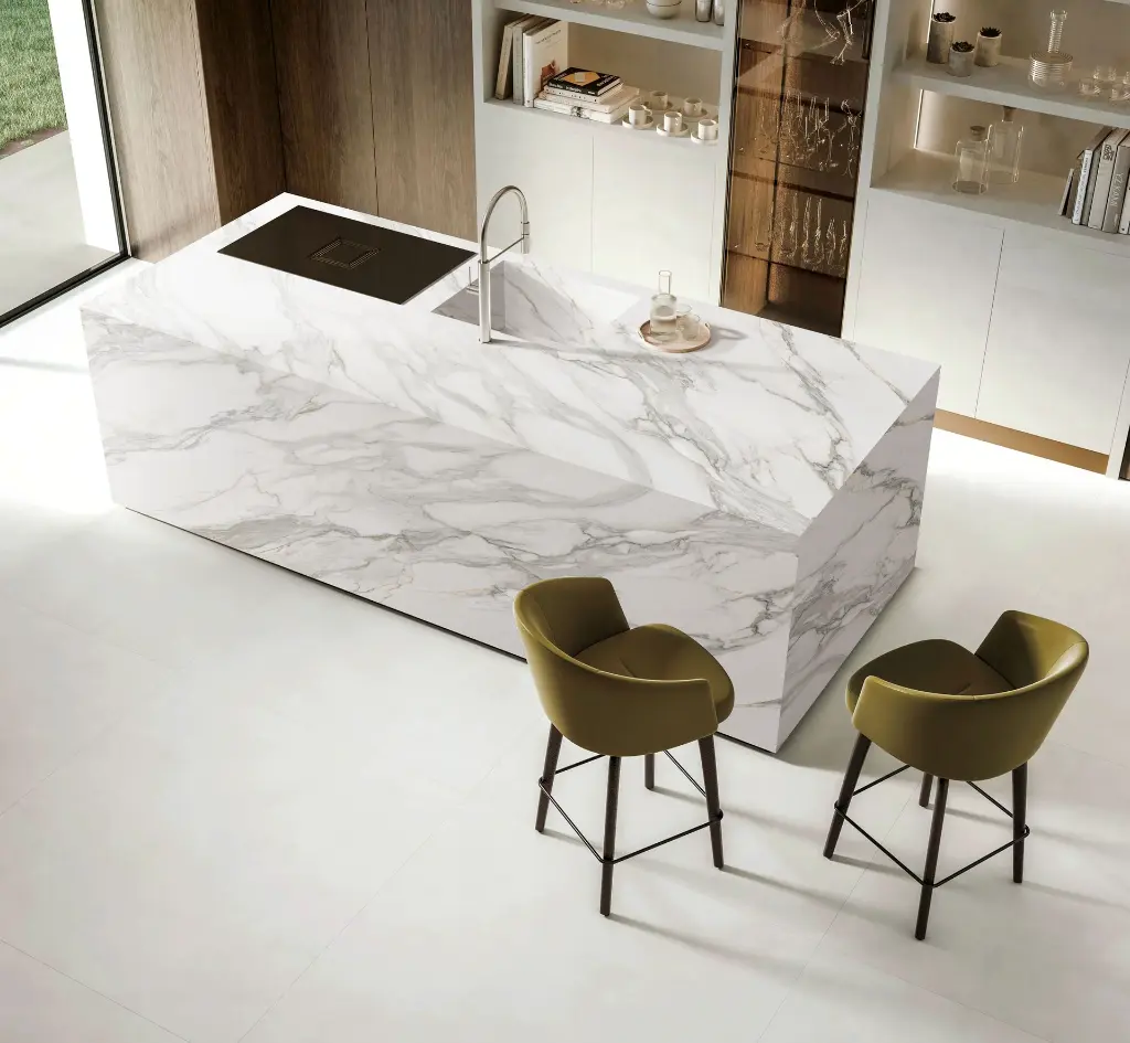 Calacatta Borghini Classic surface — Guava Quartz + Stone | Adam Stonetech (view 3)