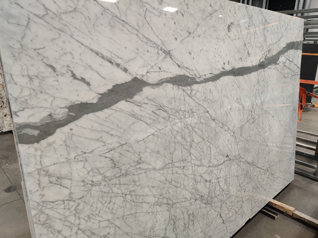 [STAVEN-20-P] Statuario Venato (Polished)